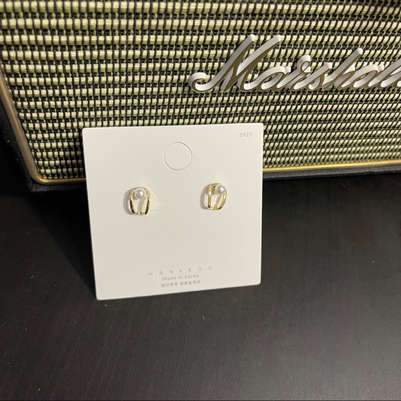 Gold pearl earrings - Picture 8 of 8